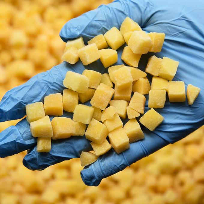 IQF ارگانیک زرد آرد آرد آرد بسته بندی شده میوه های منجمد آب پالپ کل مکعب ها و نیمه ها طعم شیرین حفظ شده 1