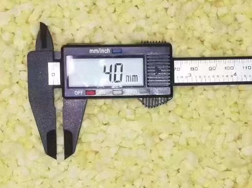 Sinocharm HALAL KOSHER تازه 4*4 میلی متر چینی IQF زنجبیل خرد شده تامین کننده 1 کیلوگرم زنجبیل یخ زده برای ادویه جات 0